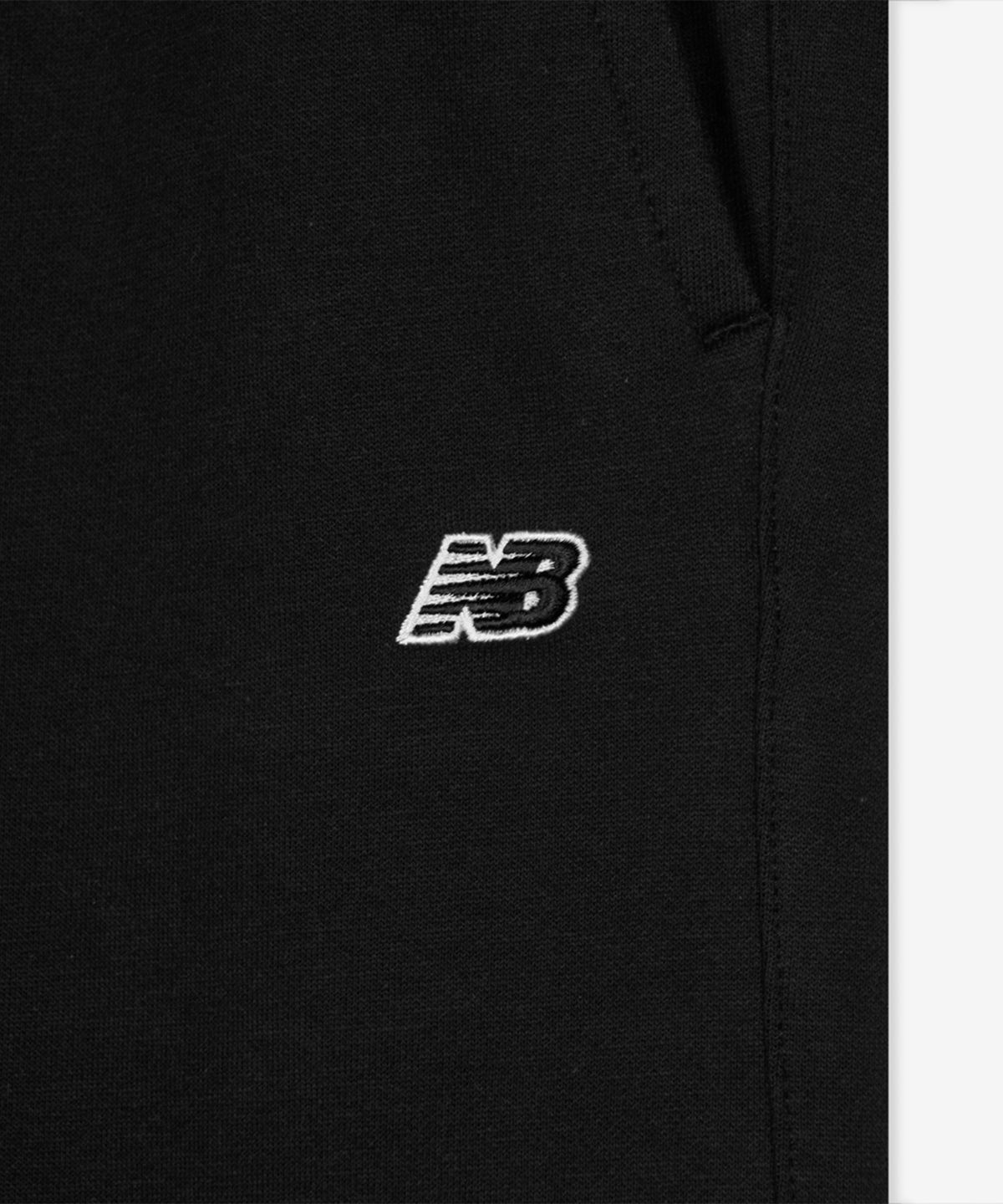 뉴발란스(NEW BALANCE) NBMLG21403 / UNI 에센셜 썸머 경량 스트레이트 팬츠 (BLACK)