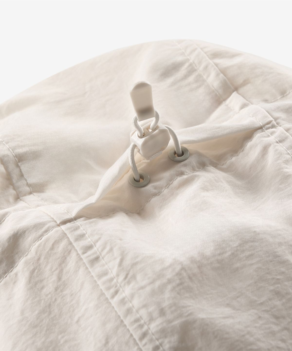 뉴발란스(NEW BALANCE) NBNAG2W322 / WOMEN 에센셜 후드 우븐 자켓 (CREAM)