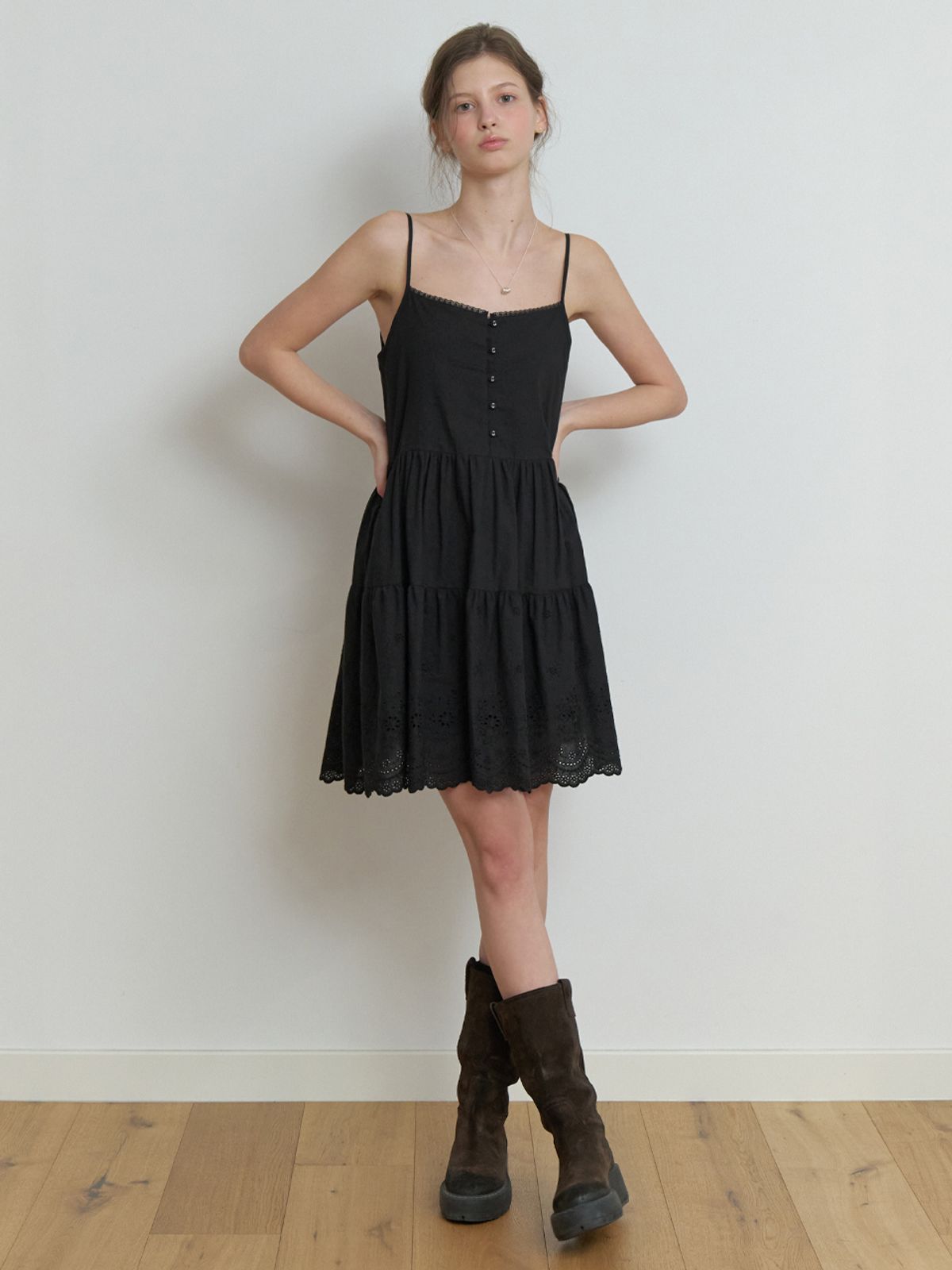 리엘(RE L) Alov lace mini dress (black)