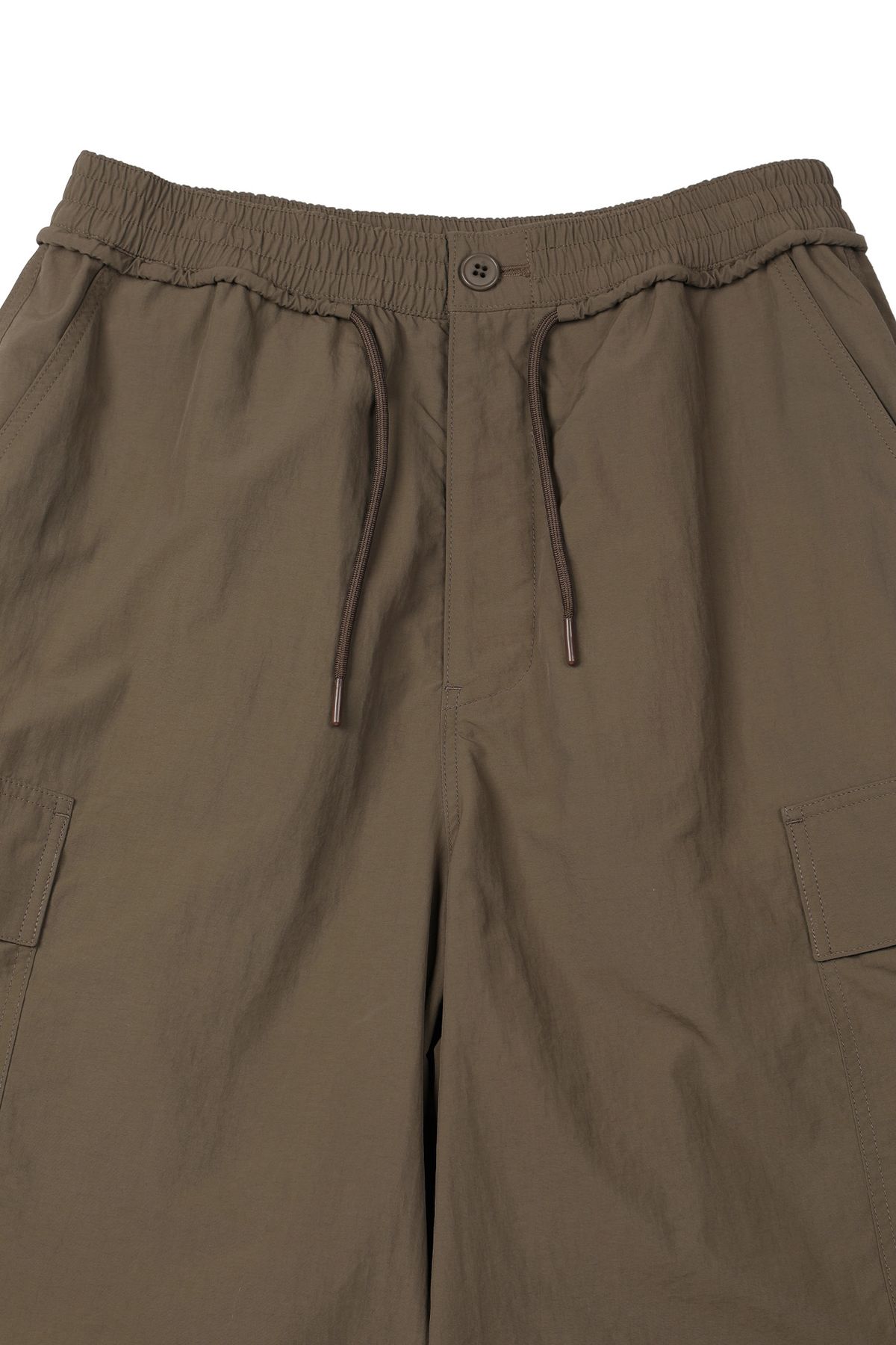 다이닛(DEINET) PARASUIT TUNNEL CARGO PANTS IN BROWN