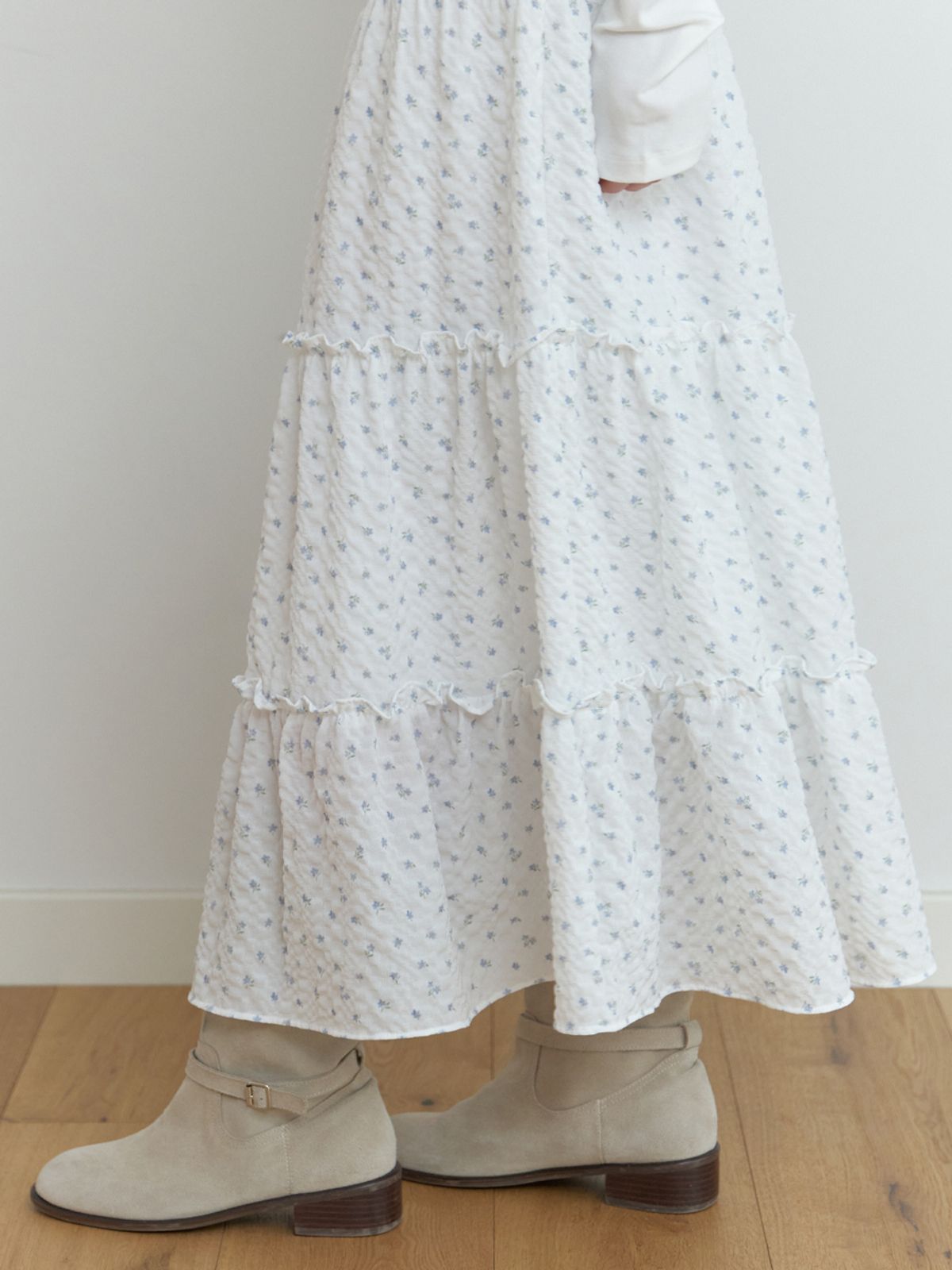 리엘(RE L) Blow balm skirt (blue flower)