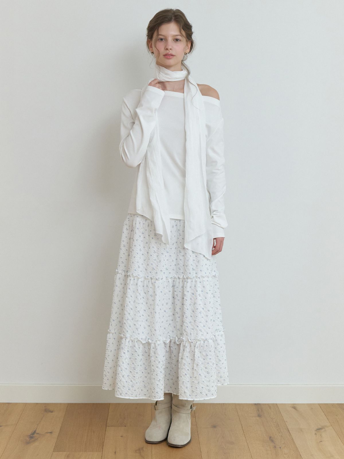 리엘(RE L) Blow balm skirt (blue flower)
