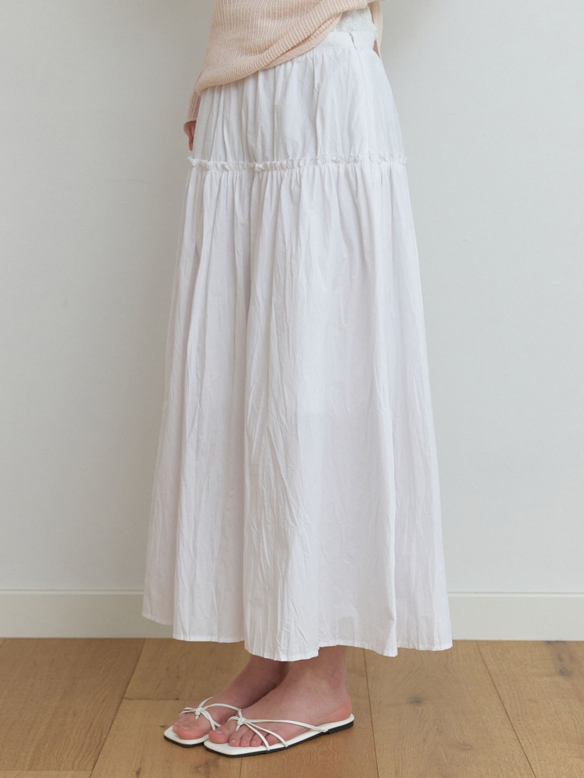 리엘(RE L) Wheeler shirring skirt (white)