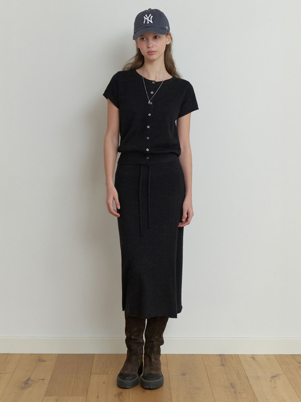 리엘(RE L) Two-piece knit skirt (black)
