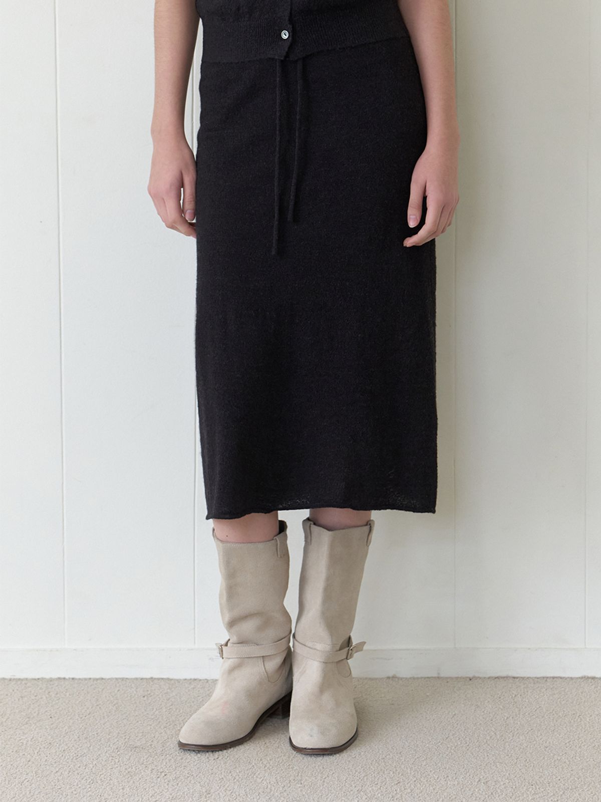 리엘(RE L) Two-piece knit skirt (black)