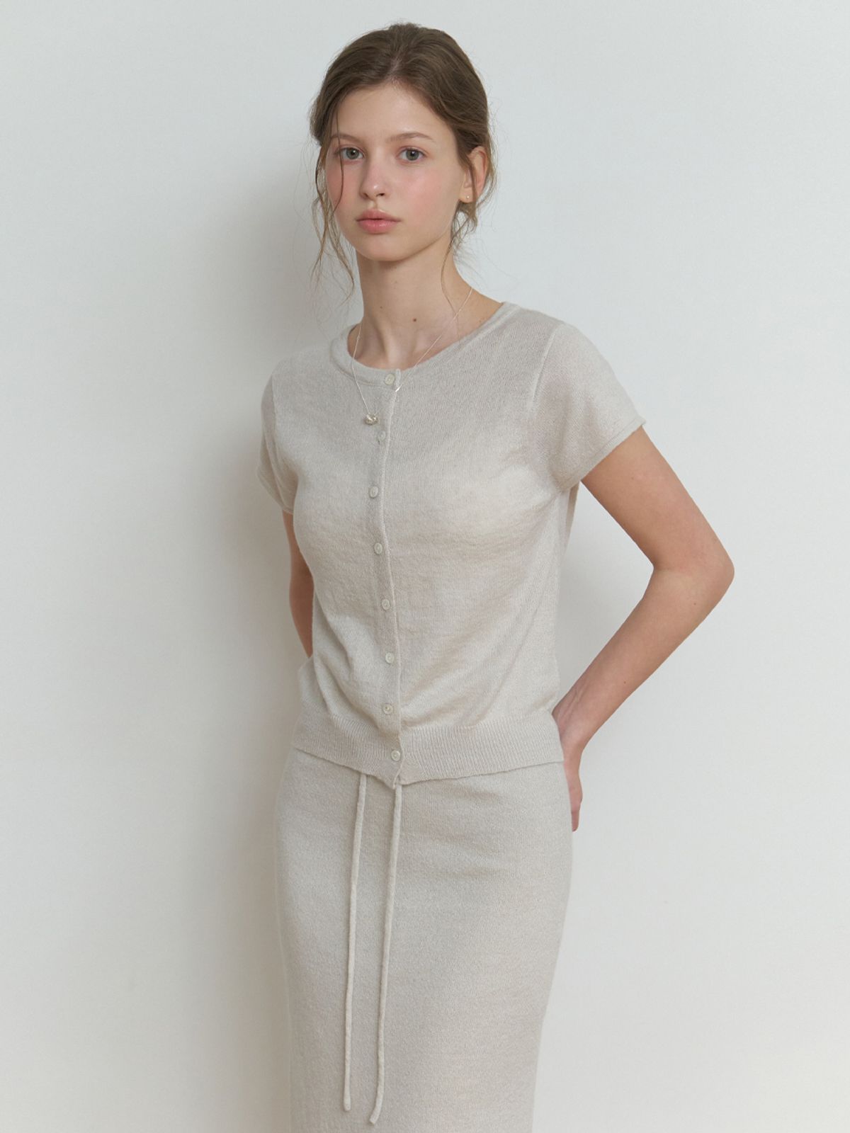 리엘(RE L) Two-piece half cardigan (sand gray)
