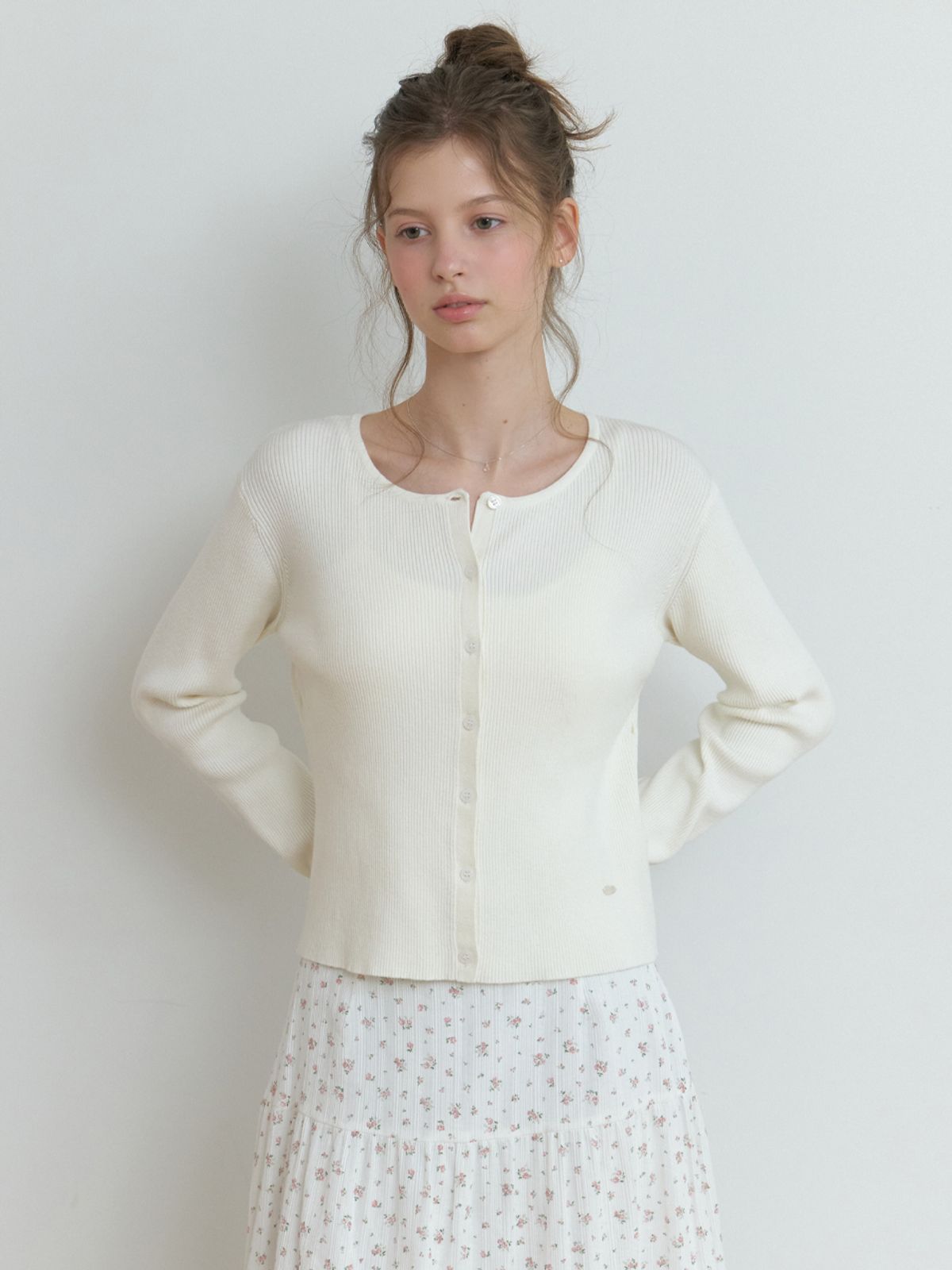 리엘(RE L) Owa round knit cardigan (ivory)