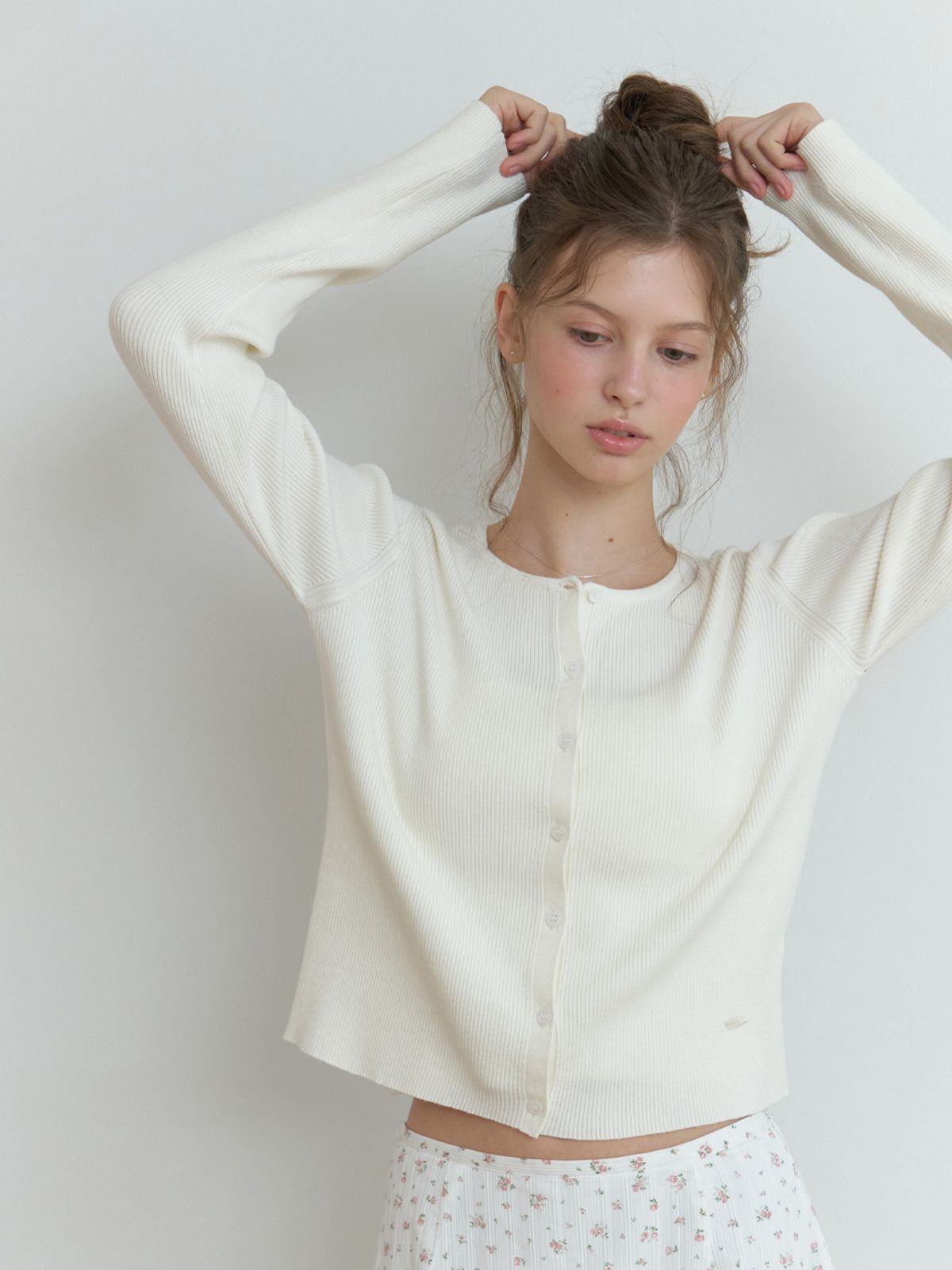 리엘(RE L) Owa round knit cardigan (ivory)