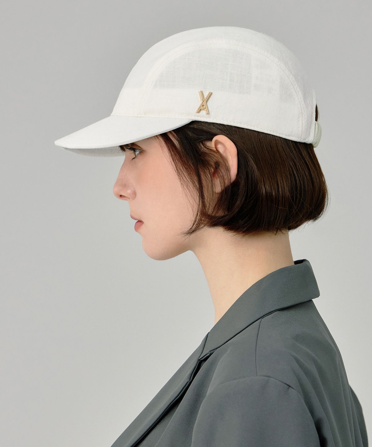바잘(VARZAR) VA 스터드 글로시 스크런치 캡 아이보리