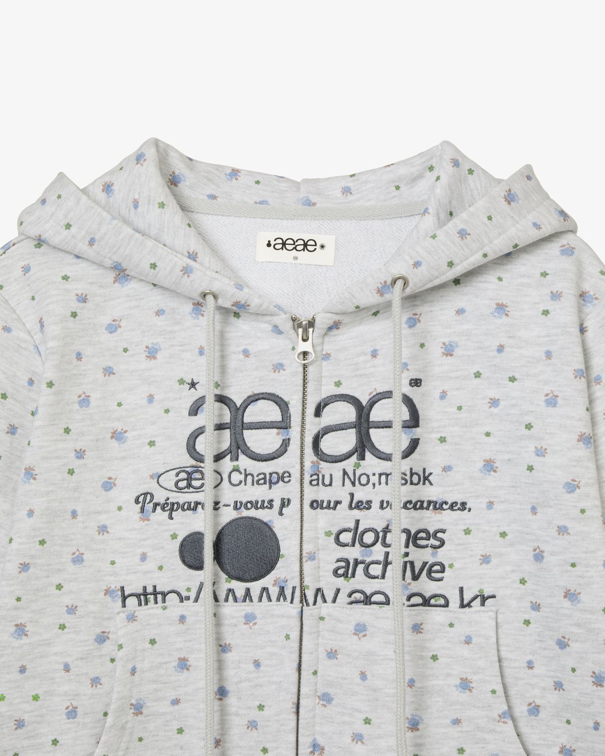 에이이에이이(AEAE) WEB LOGO FLOWER CROP HOOD ZIP UP [BLUE]