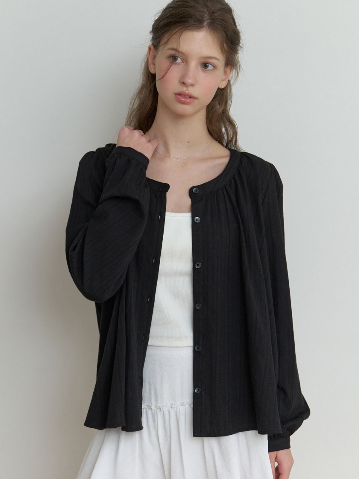 리엘(RE L) Robin cotton blouse (black)