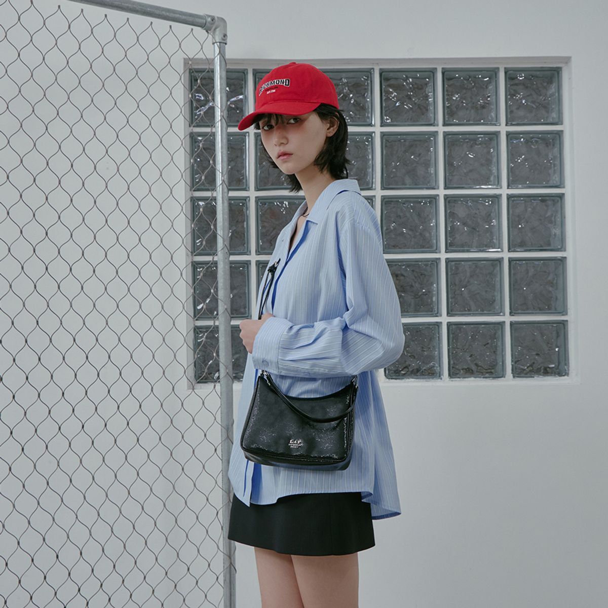 랩(LAP) GLOSSY SHOULDER HOBO BAG AS7AB221
