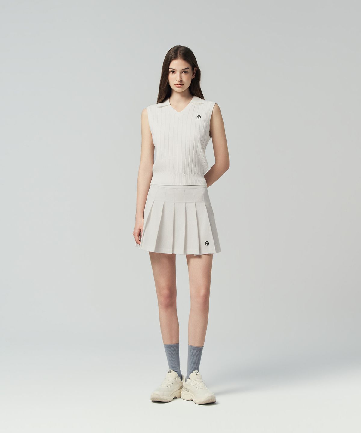 세르지오 타키니(SERGIO TACCHINI) W 슬리브리스 폴로 스웨터 베스트 (White)