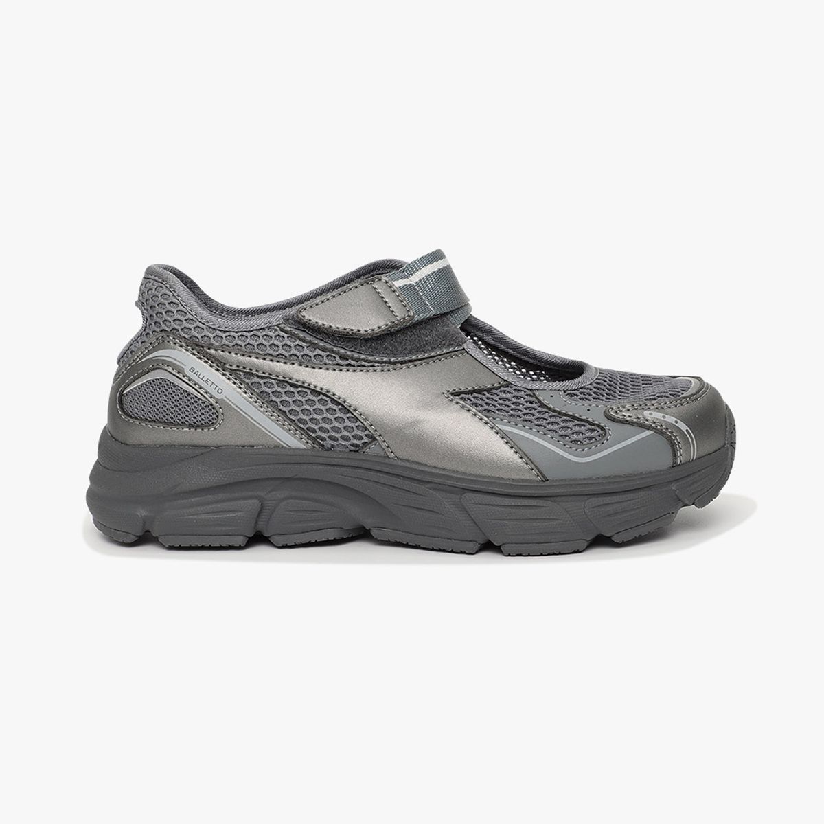 디아도라(diadora) 발레토 DARK SILVER