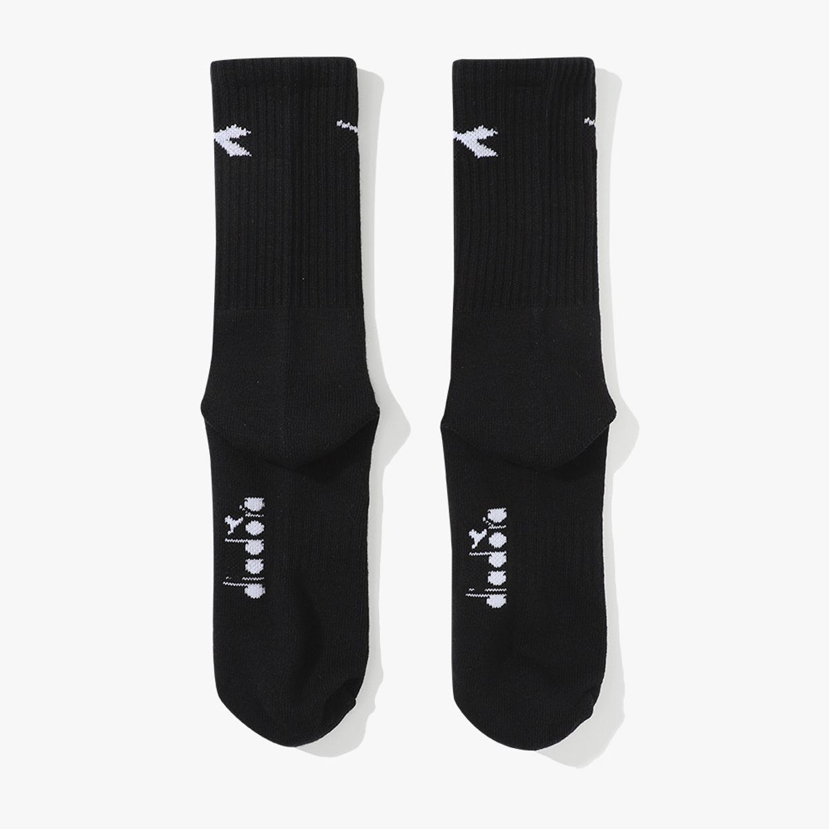 디아도라(diadora) 베이직 쿠셔닝 삭스 5PCS BLACK