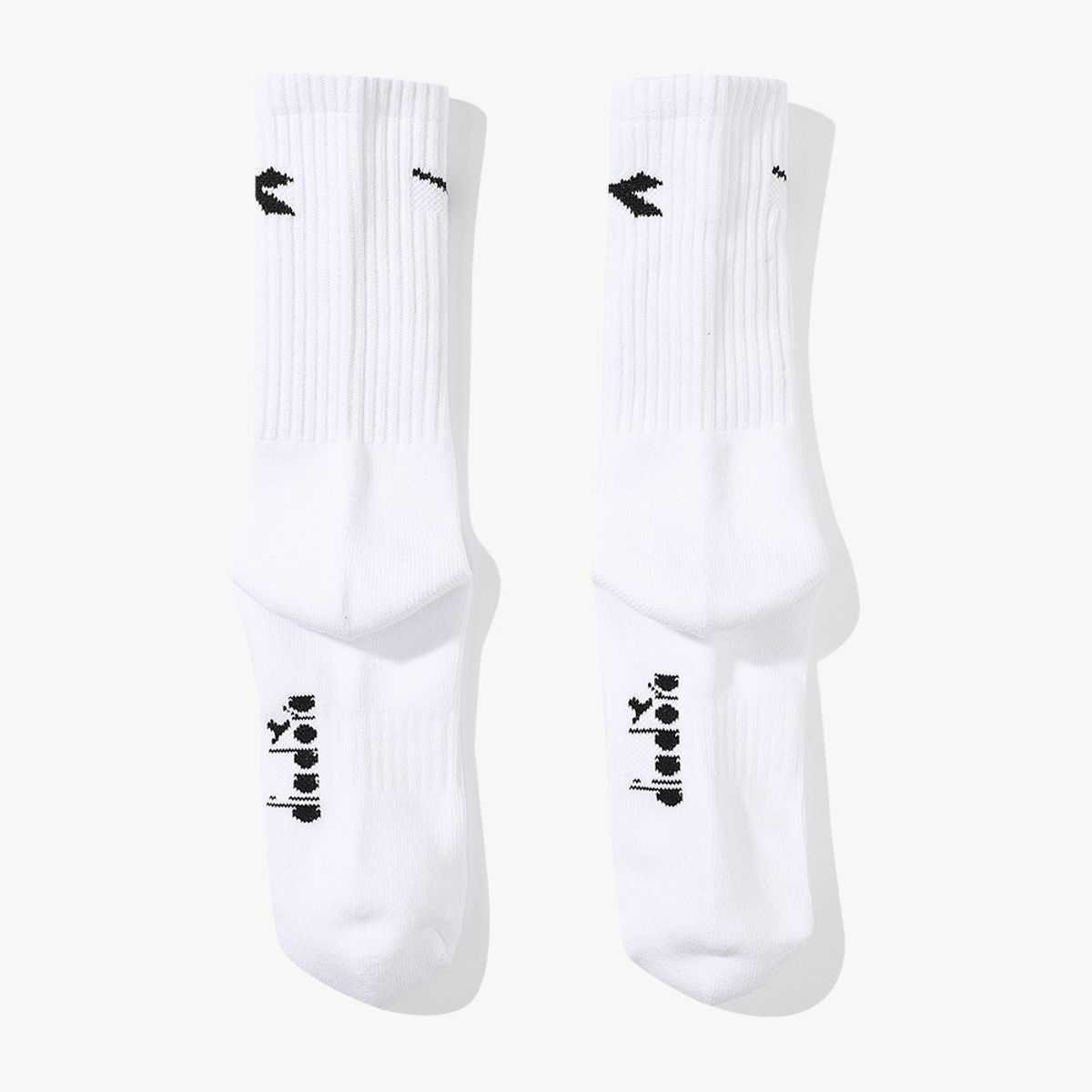 디아도라(diadora) 베이직 쿠셔닝 삭스 5PCS WHITE