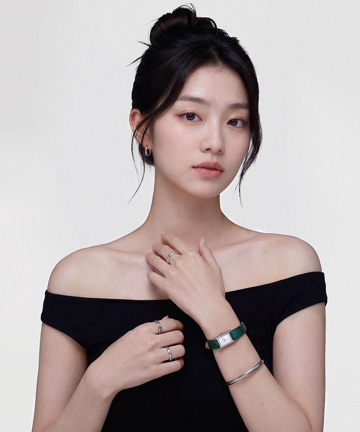 다니엘 웰링턴(DANIEL WELLINGTON) BOUND MINI GREEN LIZARD 실버 엠보싱 패턴 데일리 워치