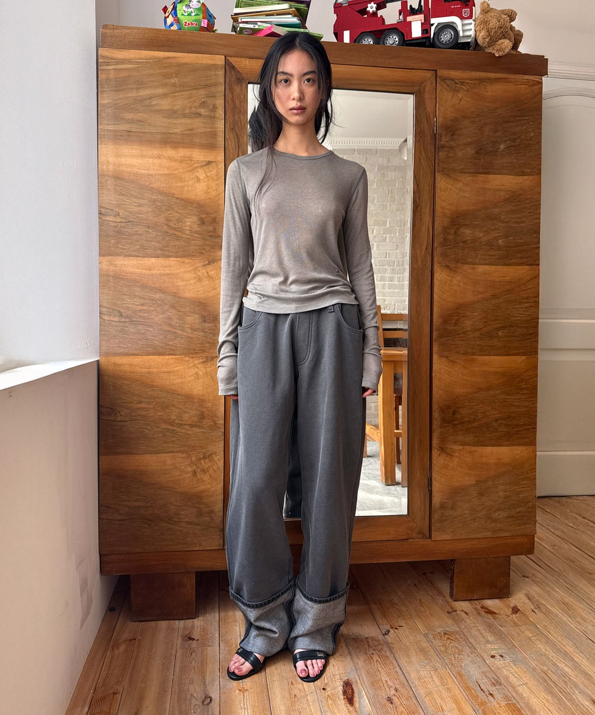 다이애그널(DIAGONAL) WOOL BASIC TEE (grey)