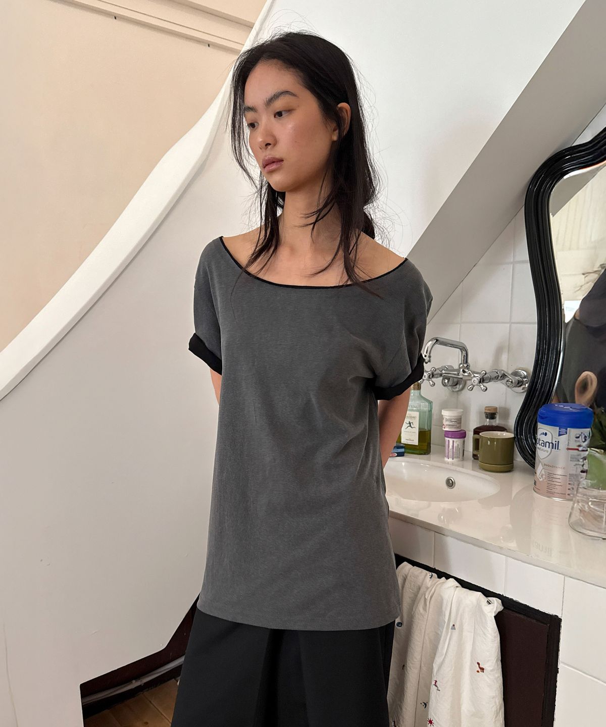다이애그널(DIAGONAL) CUTTING LAYERED TEE (dark grey)