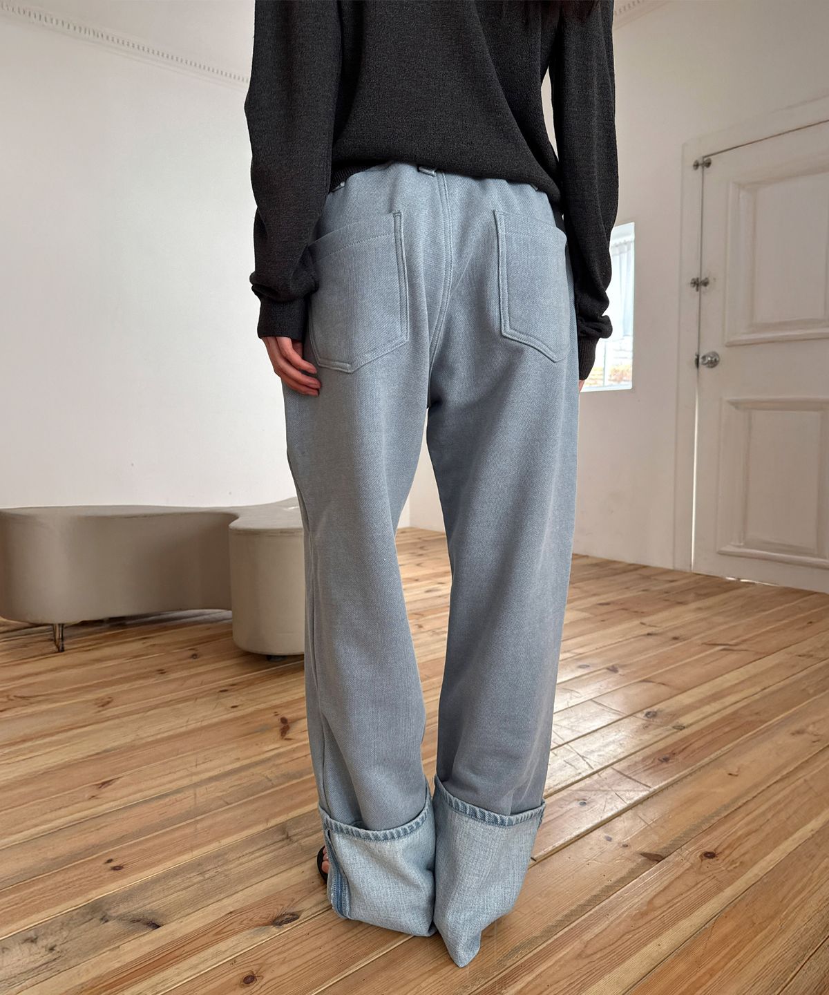 다이애그널(DIAGONAL) DENIM ROLLED SWEAT PANTS (blue)