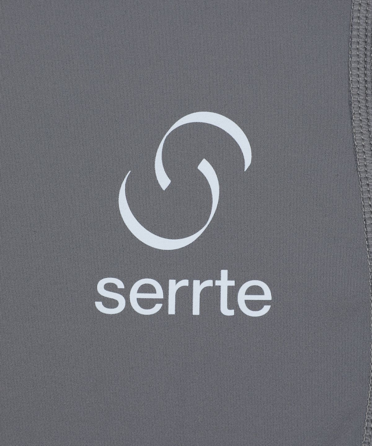 세르테(SERRTE) 텐션 라인 슬림핏 숏 슬리브 라이트 애쉬 그레이