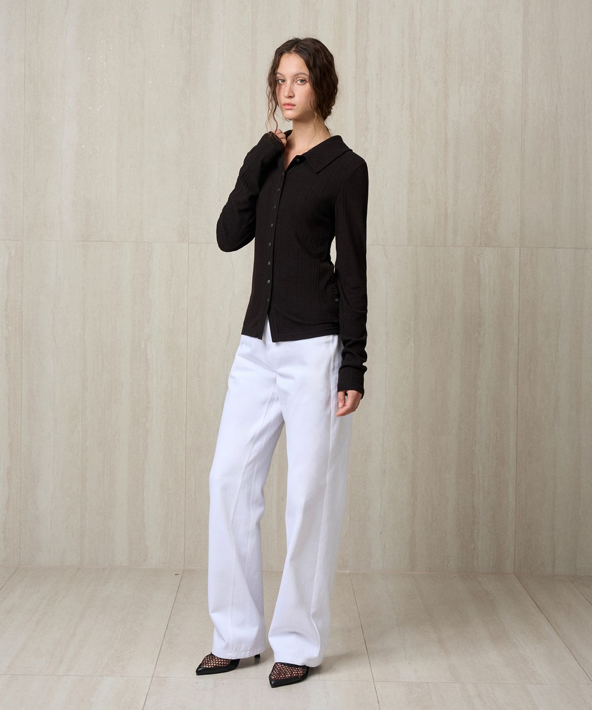 리이(RE RHEE) KNIT RIBBED SHIRT TOP BLACK