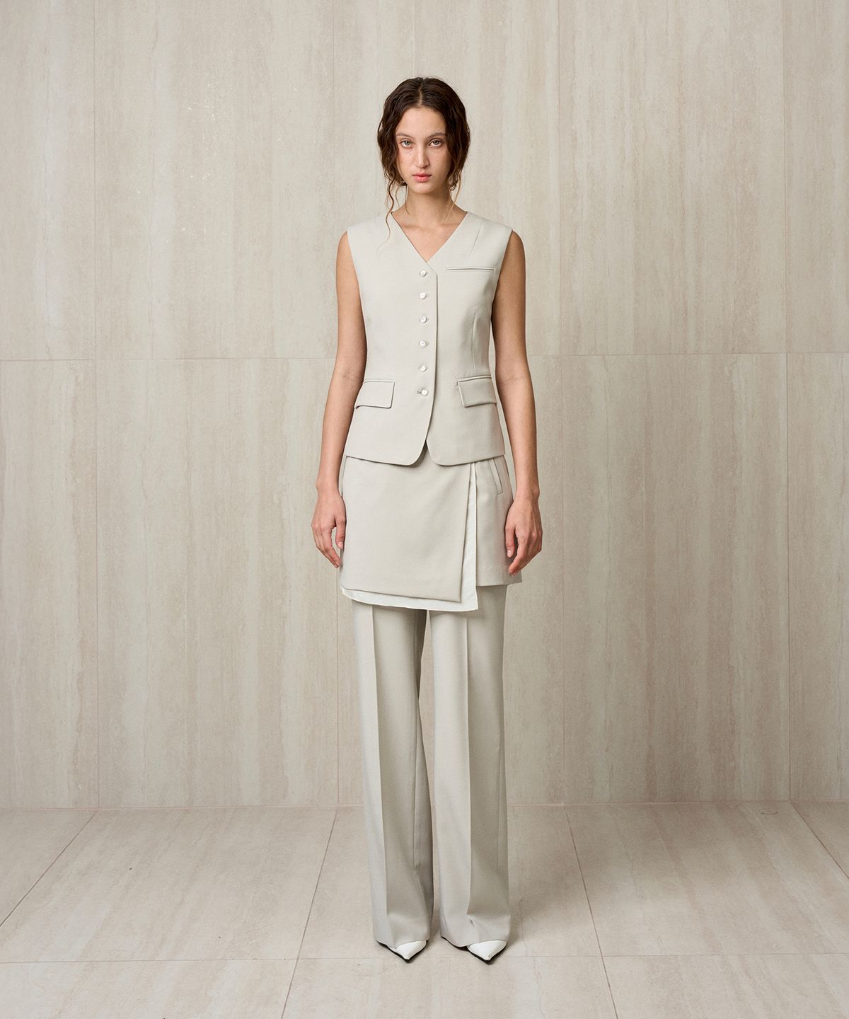 리이(RE RHEE) TAILORED VEST TOP