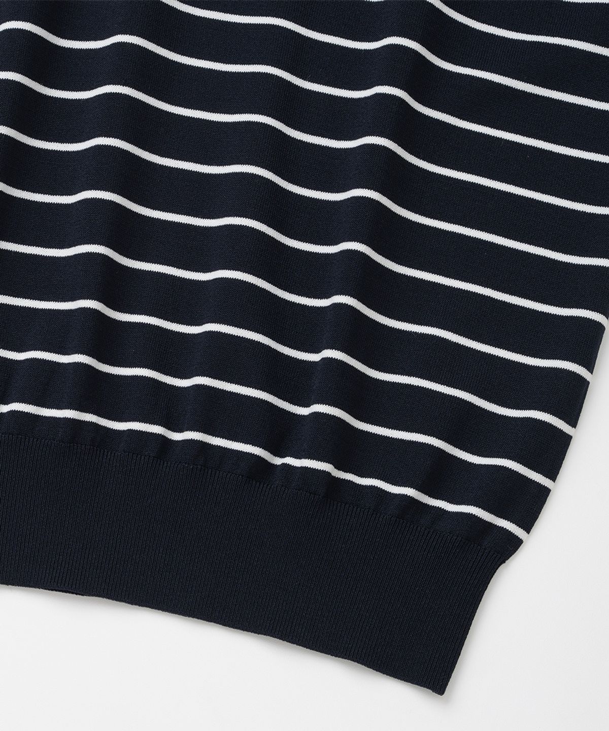 엑스오엑스(XOX) 버튼 카라 썸머 쿨 크롭 반팔 니트 [NAVY ST]