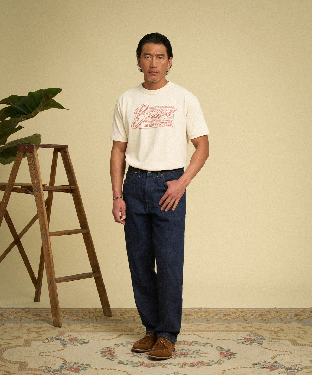 브론슨(BRONSON) Vintage Signage Loopwheeled Graphic Tee Apricot