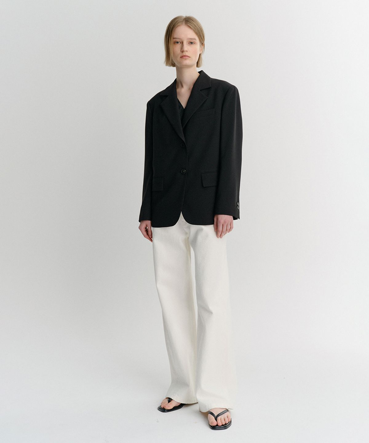 이아(EAAH) LONN JACKET (BLACK)