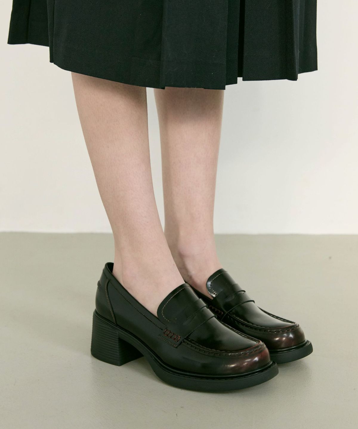 아삐에 마르슈(APIED MARCHE) Avignon 페니 소가죽 미들 로퍼 7cm -PM3016 (2color)