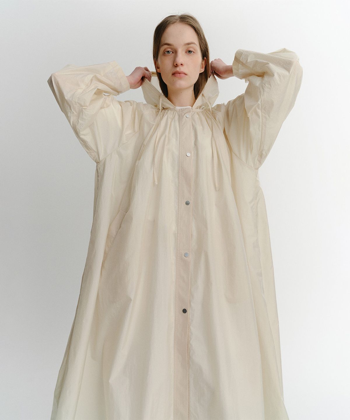 이아(EAAH) SLON SHIRRING MAXI JUMPER (BEIGE)