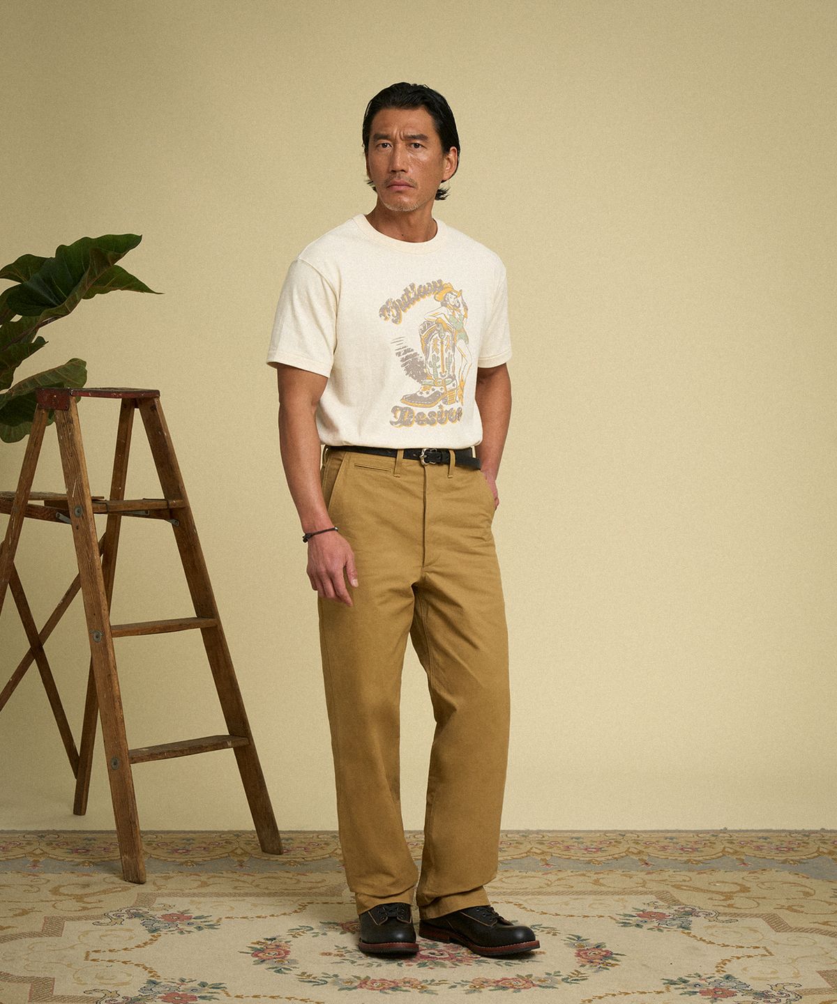 브론슨(BRONSON) Western Boot Loopwheeled Graphic Tee Apricot
