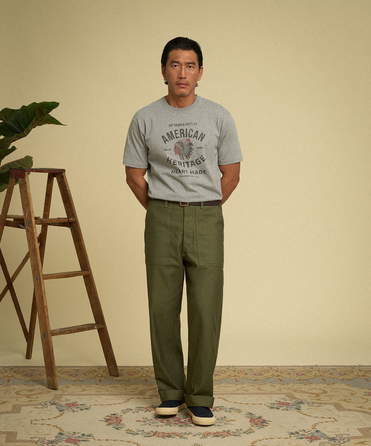 브론슨(BRONSON) Native Chief Loopwheeled Graphic Tee White
