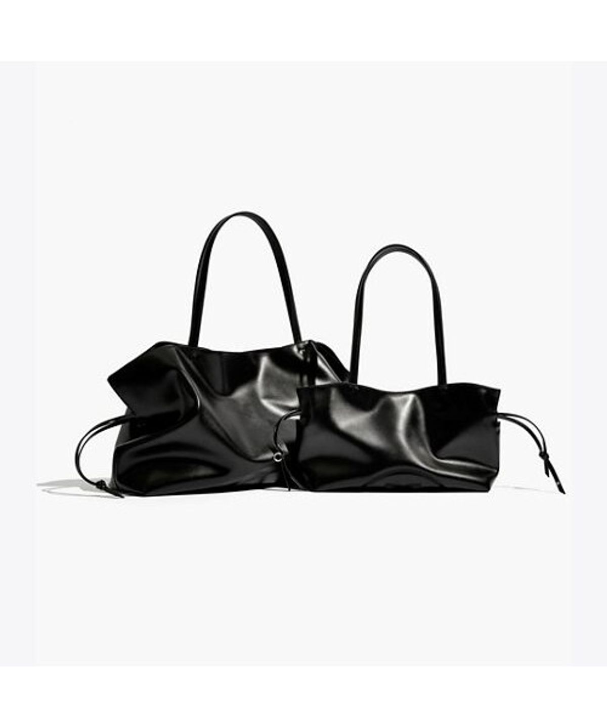 토리버치(TORYBURCH) 엘라 리사이클 드로스트링 토트 - 블랙
