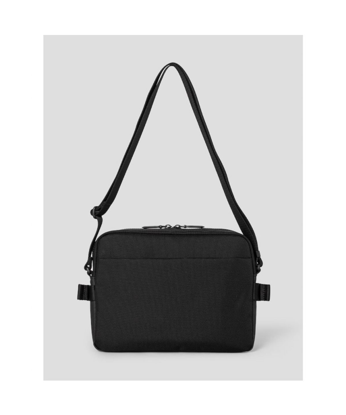 빈폴 액세서리(BEANPOLE ACCESSORY) 디노 매트 가로메신저  블랙