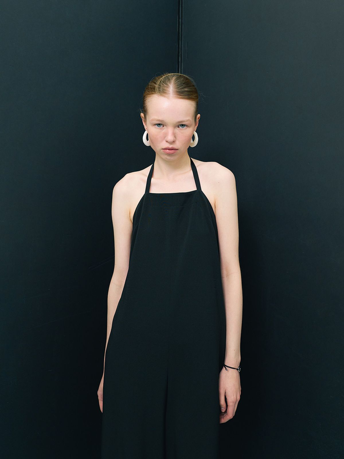 엘유브이엠(LUVM) HALTER NECK JUMPSUIT_BLACK