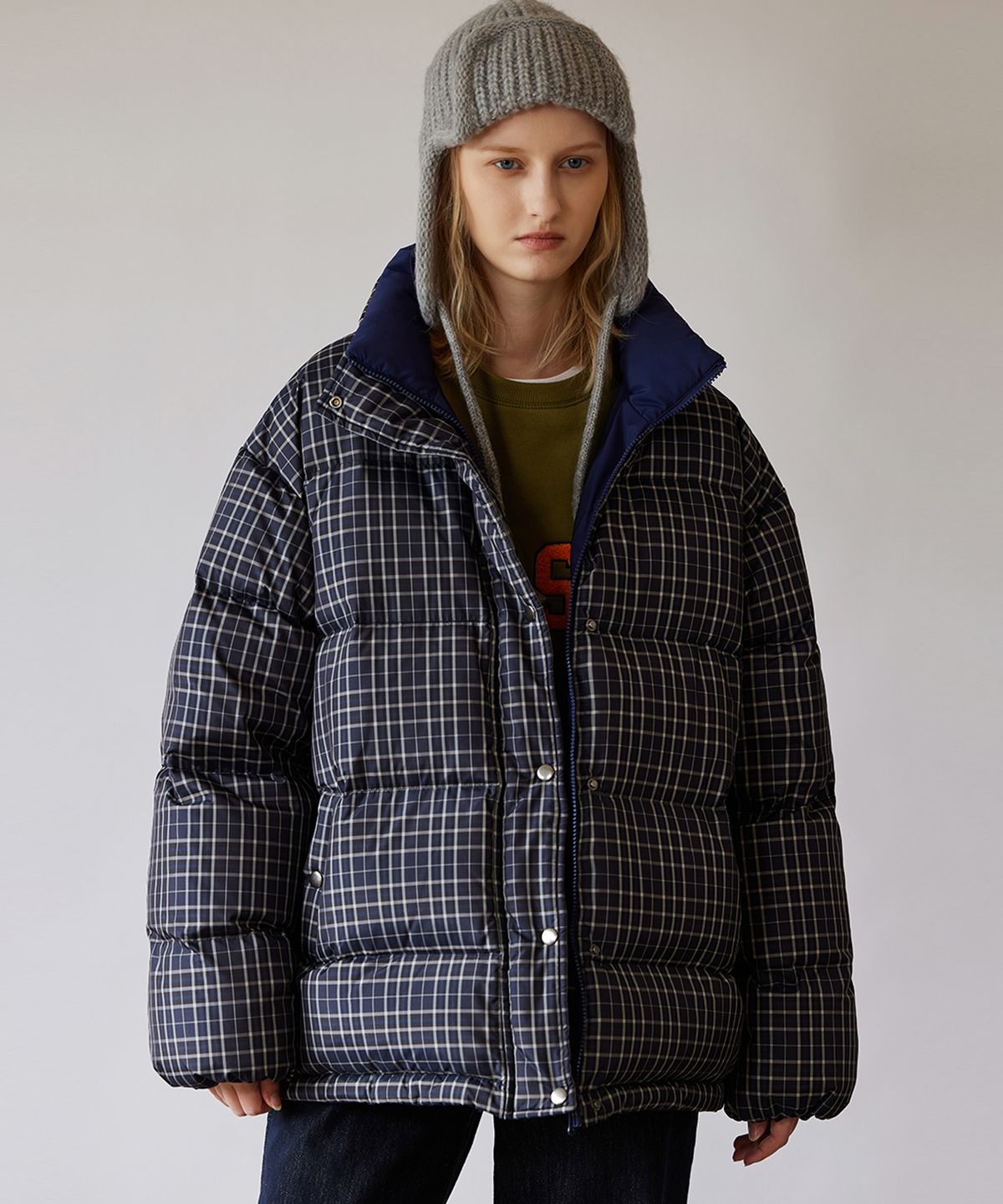 퀸스래빗(Q'SRB) Check Reversible Duck Down Jumper
