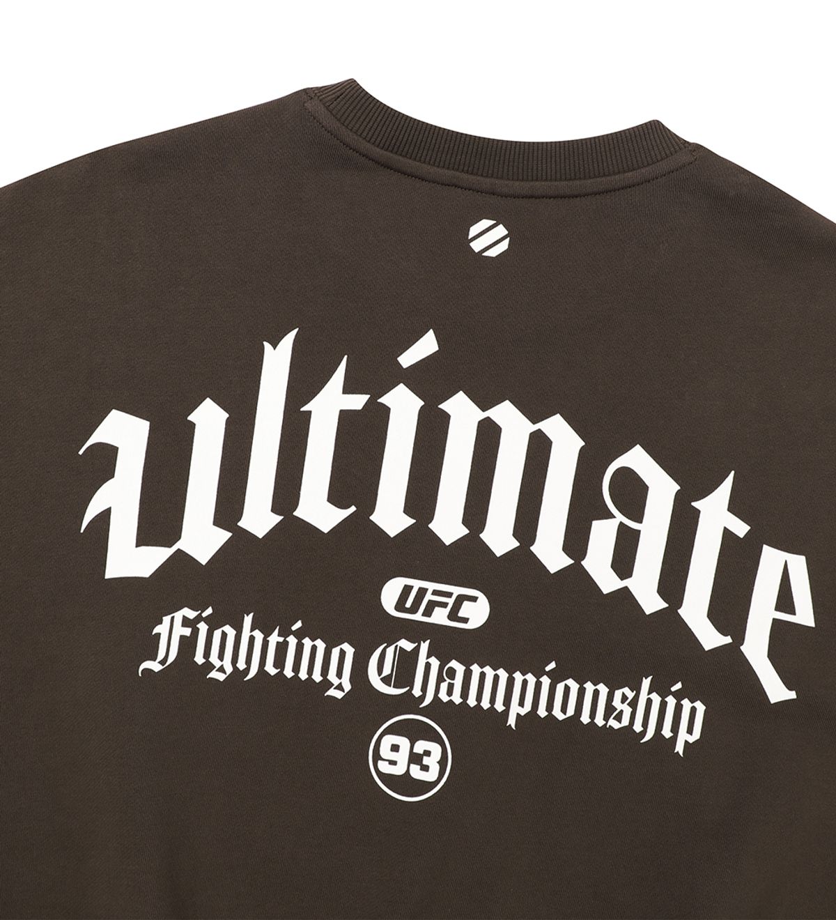 유에프씨 스포츠(UFC SPORT) UFC 고딕 메가핏 맨투맨 브라운 U2SWX1104BR