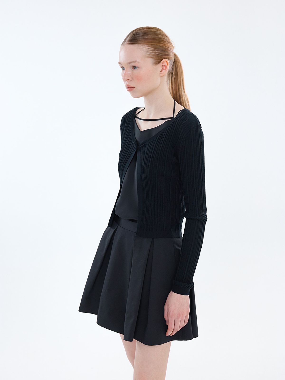 엘유브이엠(LUVM) ONE BUTTON CARDIGAN_BLACK