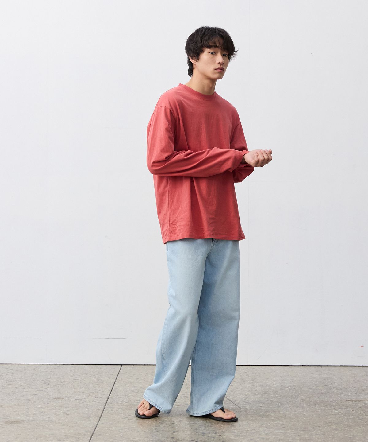 플라비즘(PLAVISM) Men Plain Relaxed Long Sleeve T-Shirt - Red