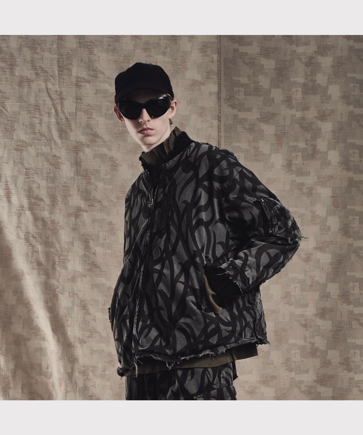 마이너스(MINUS) Slash Seam Tribal Camouflage Flight Jacket 20Yeas BK(AGED TWILL) - BLACK LINING