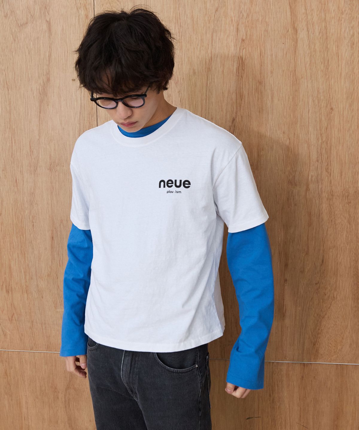 플라비즘(PLAVISM) Men Crop Graphic Tee - White