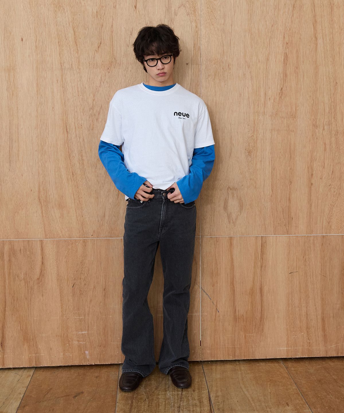 플라비즘(PLAVISM) Men Crop Graphic Tee - White