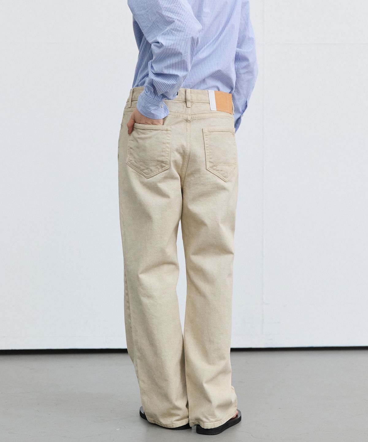 플라비즘(PLAVISM) Women PLVM Relaxed Fit Denim - Dyed Ivory