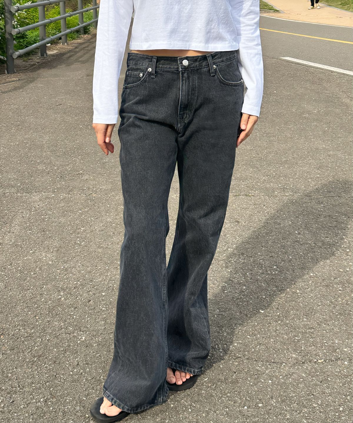 플라비즘(PLAVISM) Women PLVM Bootcut Denim - Faded Black