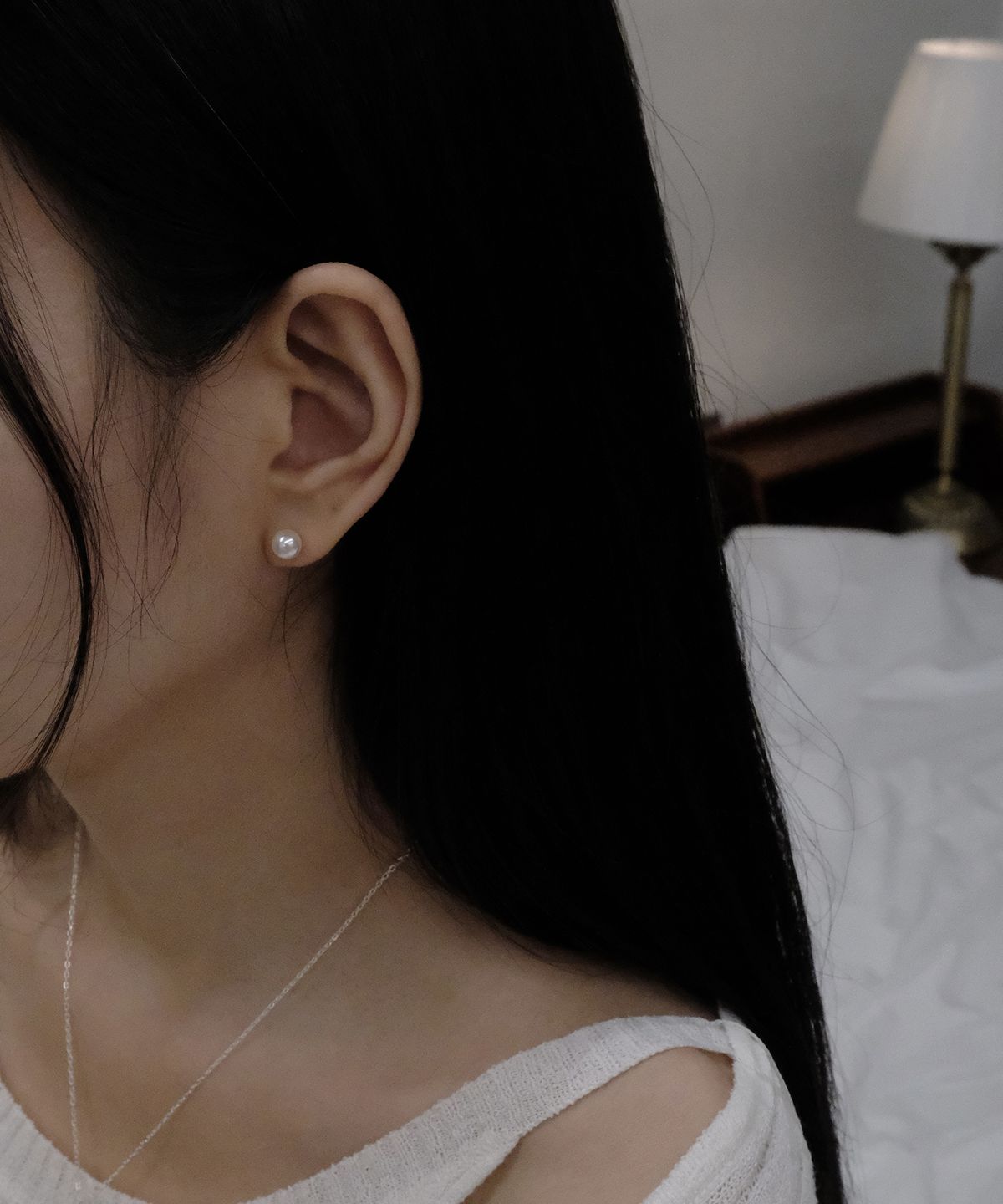 포에트리하우스(POETRYHAUS) PEARL EARRINGS(6mm)