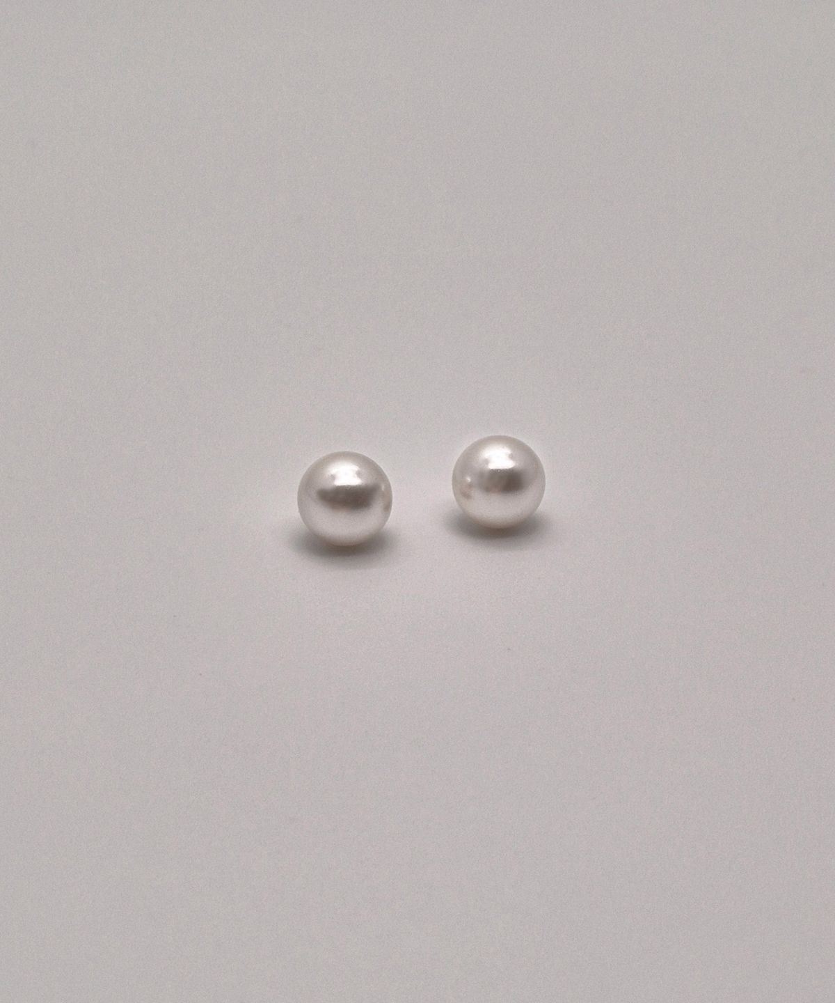포에트리하우스(POETRYHAUS) PEARL EARRINGS(8mm)