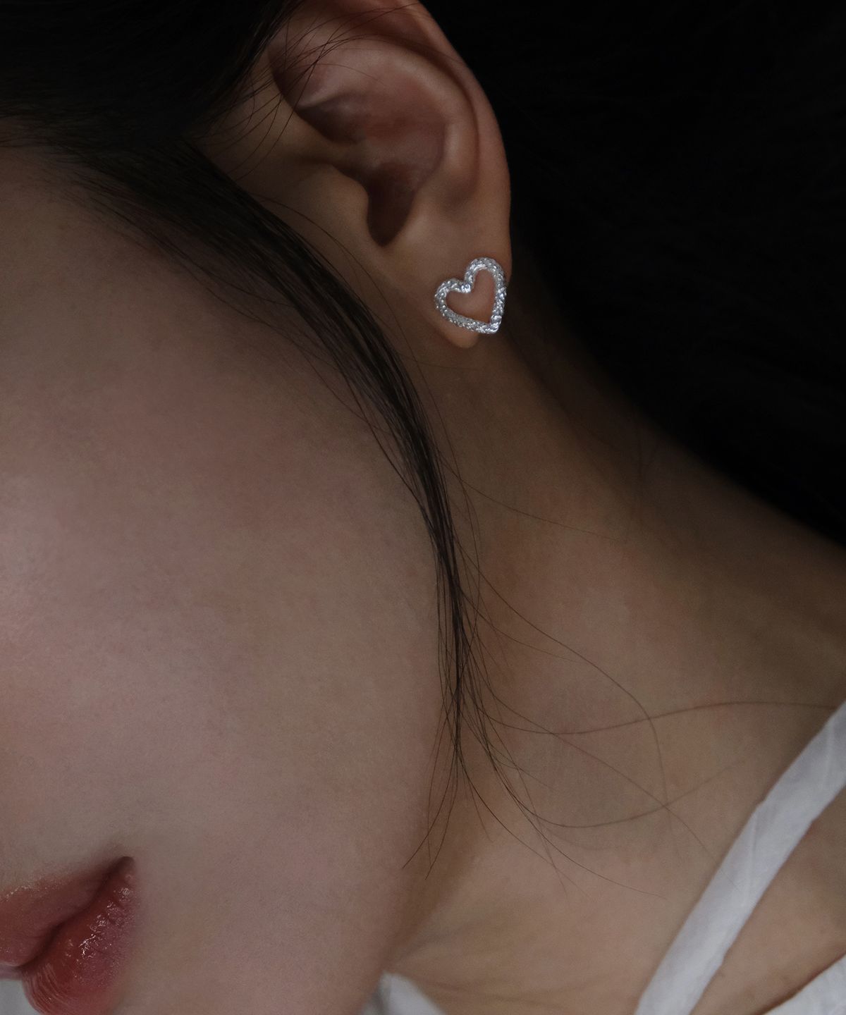 포에트리하우스(POETRYHAUS) RIPPLE HEART EARRINGS