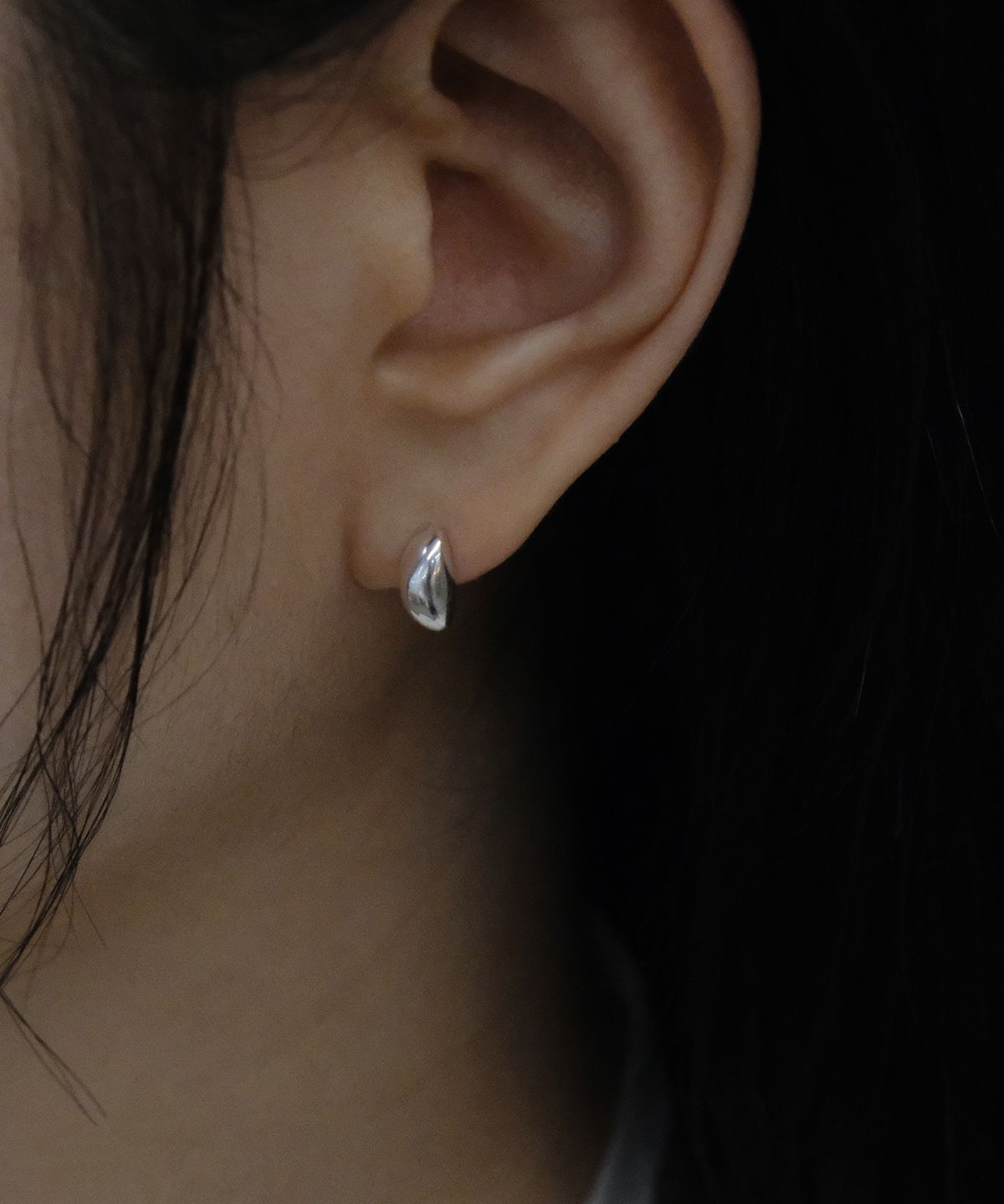 포에트리하우스(POETRYHAUS) DEWDROP EARRINGS